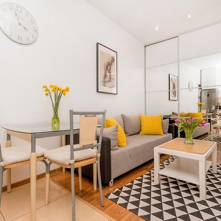 Beautiful Holyrood Park Apartment Edinburgh Bagian luar foto