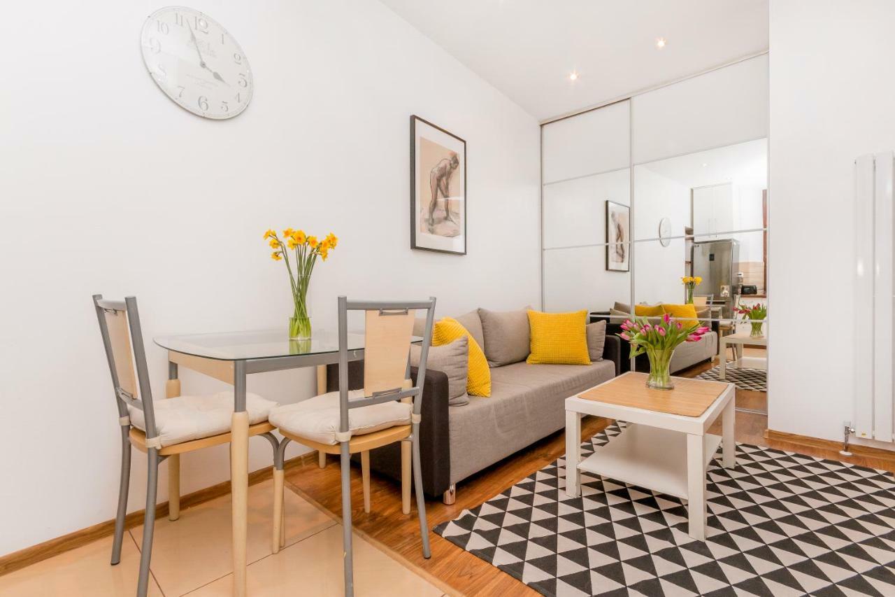 Beautiful Holyrood Park Apartment Edinburgh Bagian luar foto